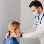 Тонзиллит и усталость: взаимосвязь и причины