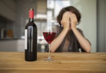 Вывод из запоя на дому: Путь к восстановлению и здоровью