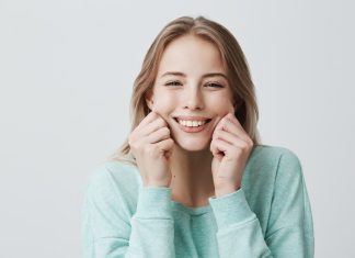 Профилактика зубных заболеваний: Почему регулярные визиты к стоматологу так важны? фрипик