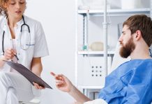 Как выбрать частную клинику для длительной психотерапии: критерии и подводные камни