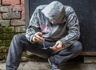 Наркологическая клиника: Профессиональный вывод из запоя