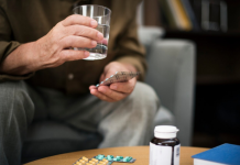 Кодировка от алкоголизма: Путь к трезвой жизни или временная мера? фрипик