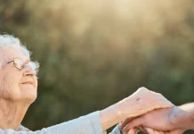 Комфорт, забота и достойная старость: Почему пансионат – это современное и гуманное решение для пожилых людей, обеспечивающее качественный уход и активную социальную жизнь