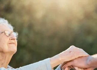 Комфорт, забота и достойная старость: Почему пансионат – это современное и гуманное решение для пожилых людей, обеспечивающее качественный уход и активную социальную жизнь