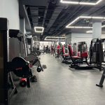 Фитнес-клуб: Ваш путь к здоровью и идеальной фигуре через занятия фитнесом и тренажерный зал