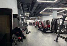 Фитнес-клуб: Ваш путь к здоровью и идеальной фигуре через занятия фитнесом и тренажерный зал