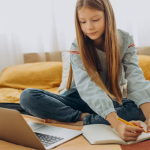 Раскрытие потенциала: Почему домашнее обучение становится все более привлекательным выбором для современной семьи