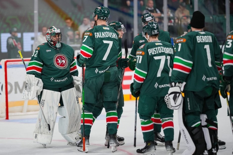 «Ак Барс» буксует на старте: пропускает пачками, лидеры не тянут, а Миллер уже хочет уйти