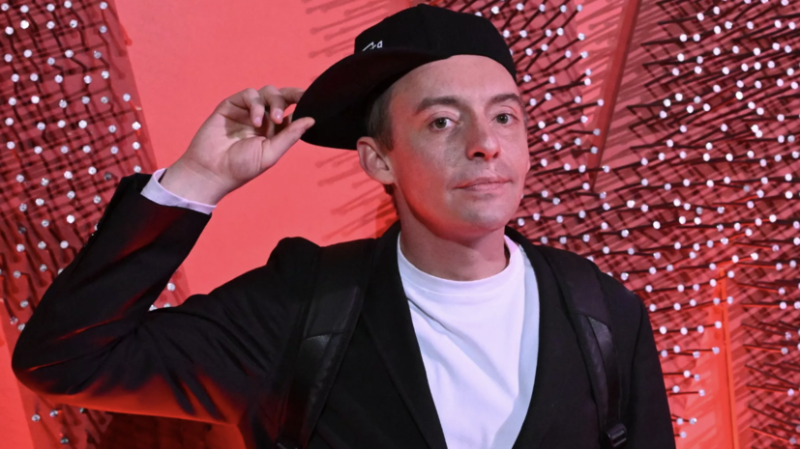 Актёра Илью Деля прооперировали