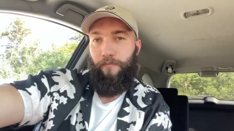 «Если отправят на СВО, сдамся в плен»: RT выяснил подробности побега предателя Ступникова и нашёл его родственников