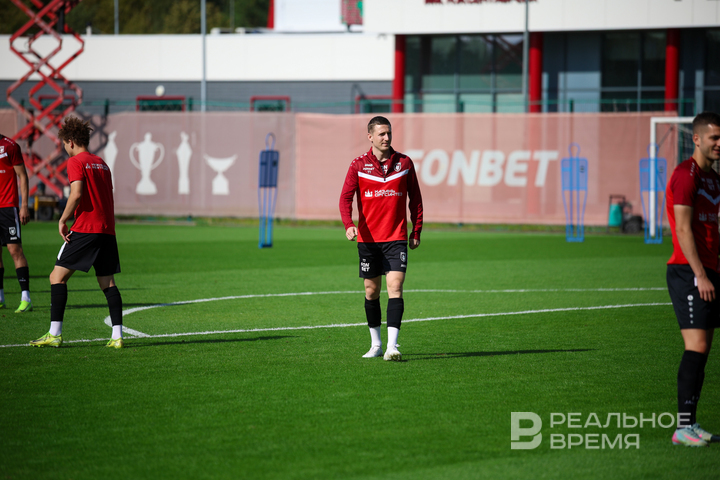 Почему «Спартак» — претендент на чемпионство и чего не хватает «Рубину»