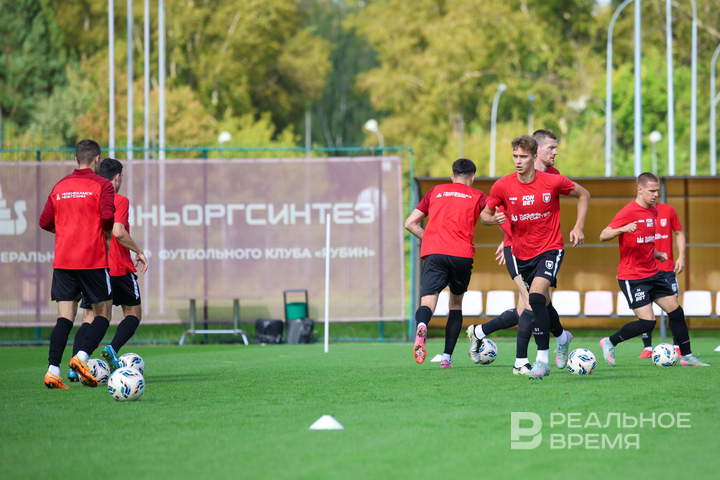 Почему «Спартак» — претендент на чемпионство и чего не хватает «Рубину»