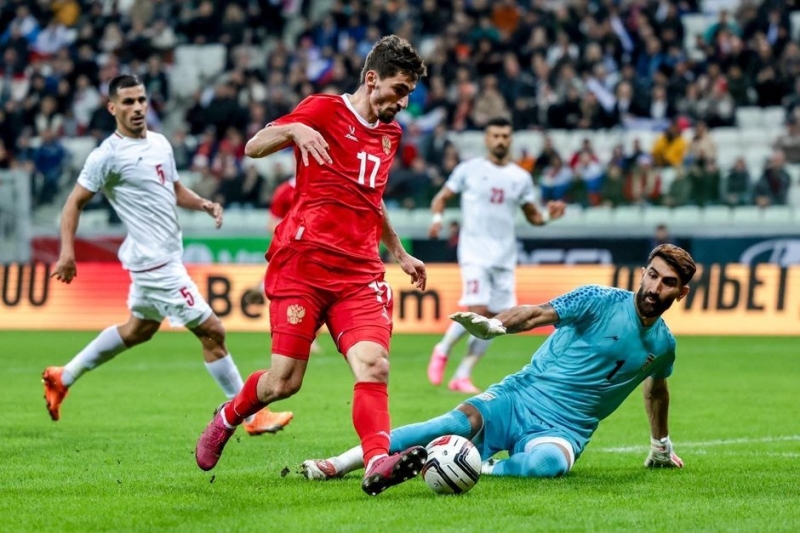 Новый лидер сборной, «Локомотив» — базовый клуб: как Россия обыграла Иран в футболе