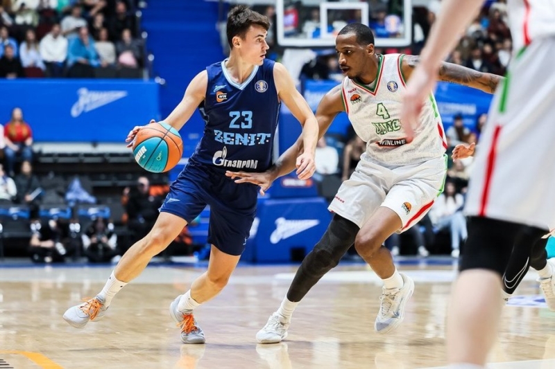 Перасович построил чемпионский УНИКС? Казанцы разгромили «Зенит» со своей бывшей звездой