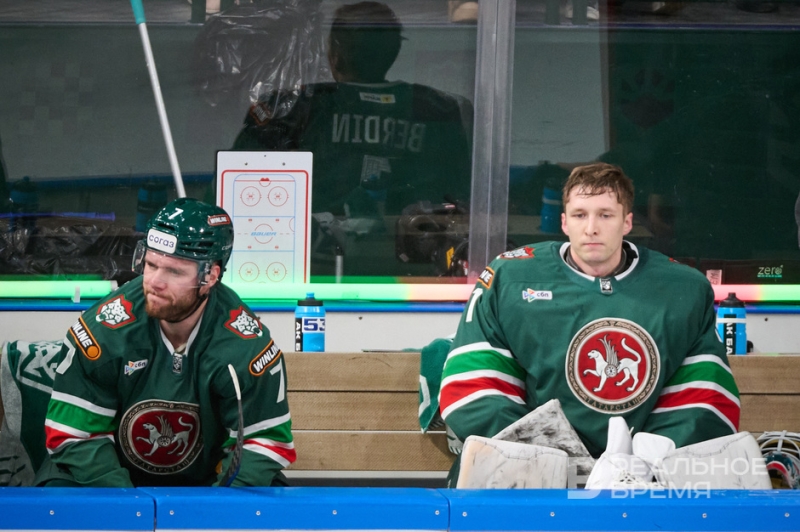 Бердин вне состава, Барабанов не хочет обмена, а Денисенко «попал»: как «Ак Барс» обыграл «Нефтехимик»