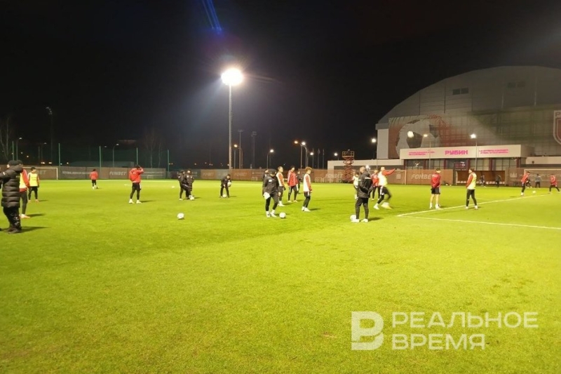 Почему Рахимов не читает комментарии в соцсетях, что делал Даку и как Сиве вел себя с тренером