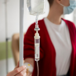 Капельница на дому – когда это необходимо и как работает современная услуга