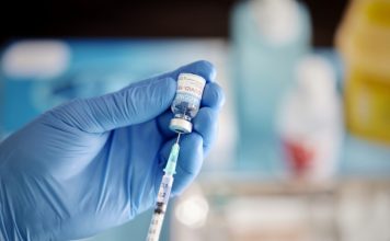 Инфекционист Тимаков: вакцинация эффективна против гонконгского гриппа