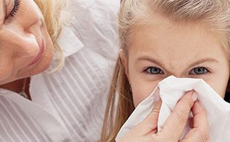 Половина родителей занимается самолечением ОРВИ и гриппа у школьников