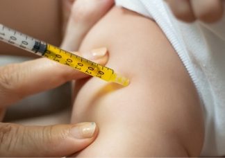 В США эксперты готовятся к голосованию об отсрочке вакцинации против гепатита В